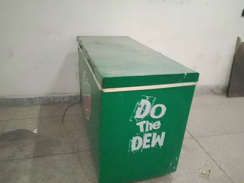 D freezer in Running condition 1