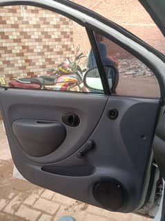 I am selling my Chevrolet executive gud condition