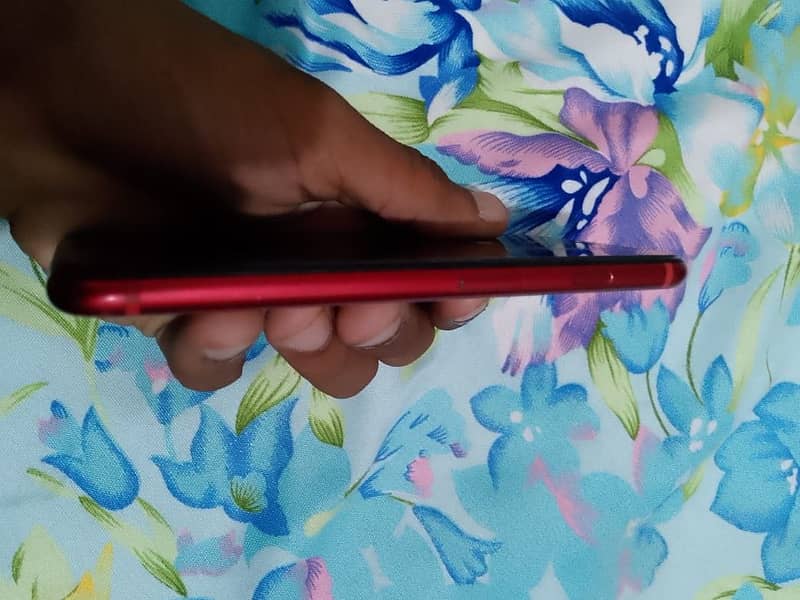 iPhone 8 non pta jv 10_8 condition what’s app no 03302082659 2
