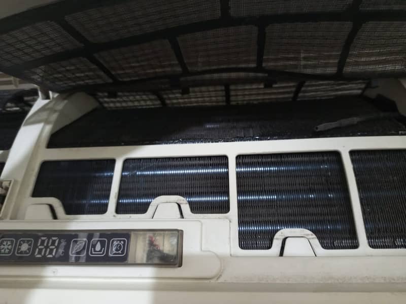 Haier AC Currenltly running and working conditions live checking 1