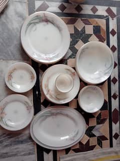 Dinner set new condition
