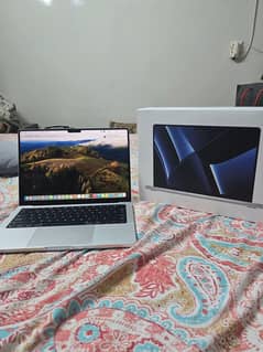 MAC BOOK M2 PRO
