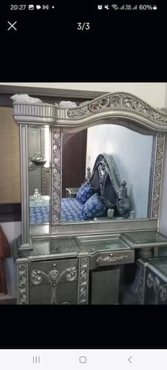 beautiful dressing table for urgent sale in gray color