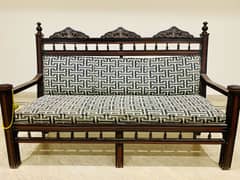 Antique 5 seater sofa set (urgent sale)