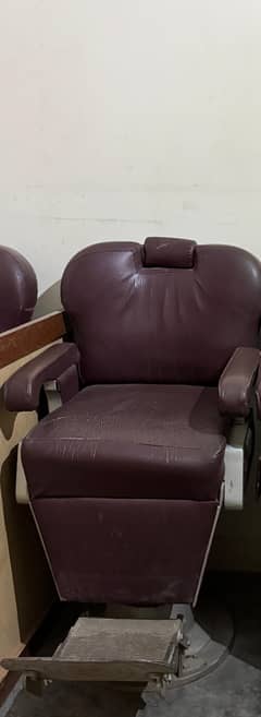 salon chairs (3)