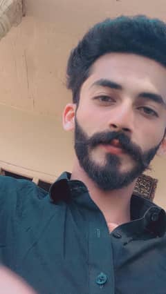 muja house job chai ha ya guest house job  ho