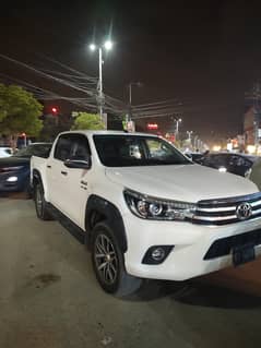 Toyota Revo 2020