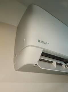 Kenwood 1.5 ton inverter ac good condition