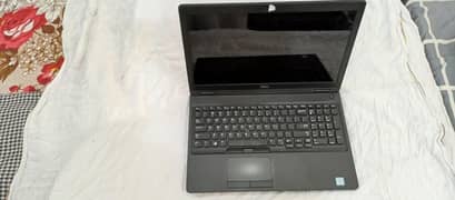 Dell latitude 5590 Core i7 Vpro 8th generation