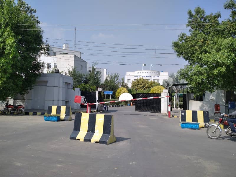 Prime Location 10 Marla Plot For Sale In C Block, Central Park Lahore 23