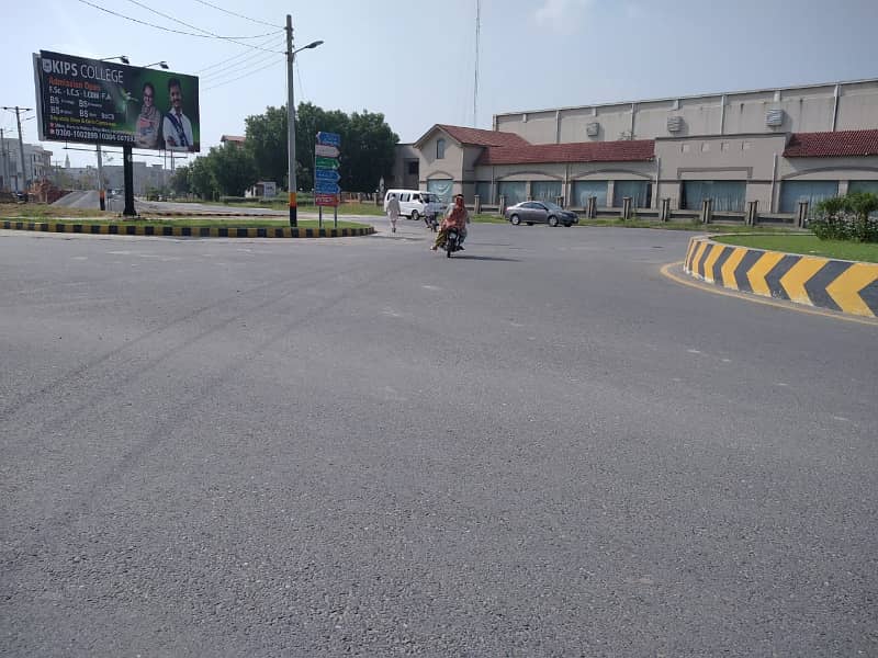 Prime Location 10 Marla Plot For Sale In C Block, Central Park Lahore 26