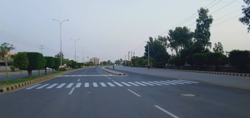 Prime Location 10 Marla Plot For Sale In C Block, Central Park Lahore 38