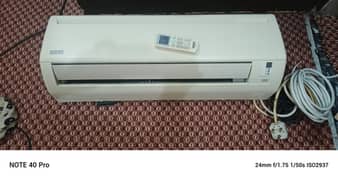 Split AC simple
