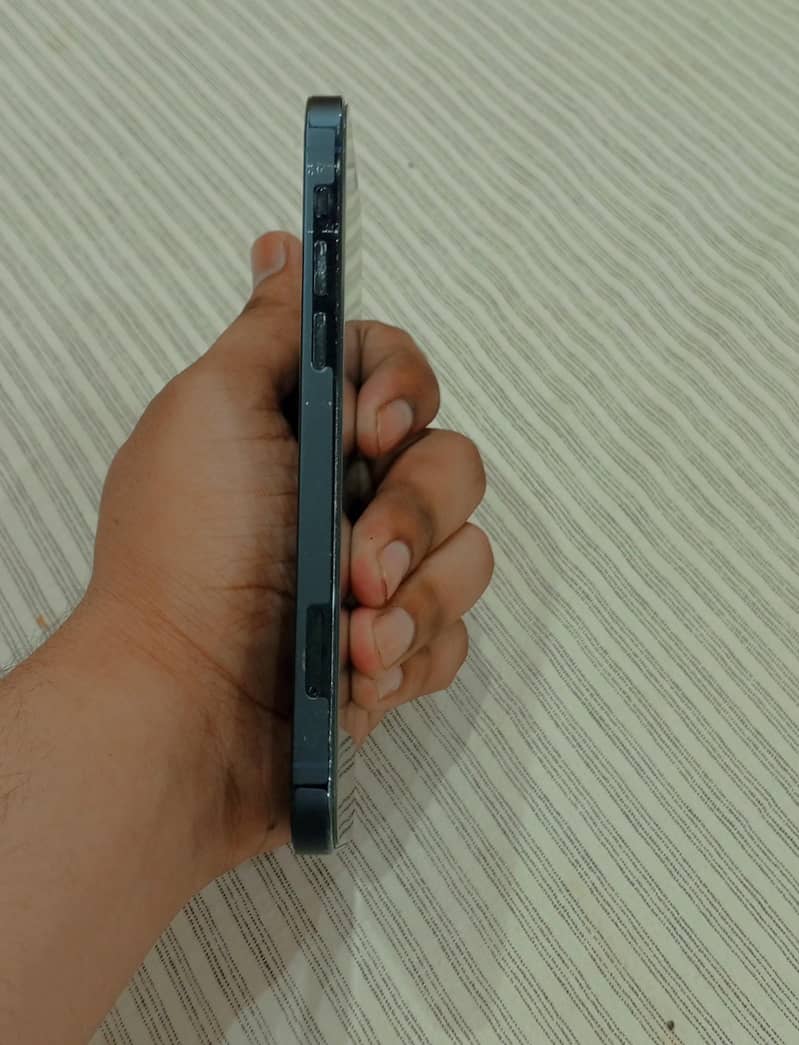 Aoa! iphone 12 pro non pta Onix sim working main hai 3