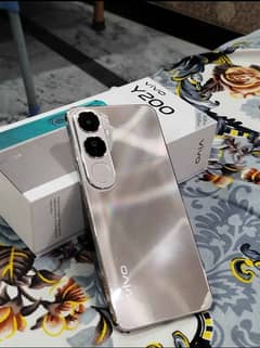 vivo y200 8 256 Exchange possible with good phones