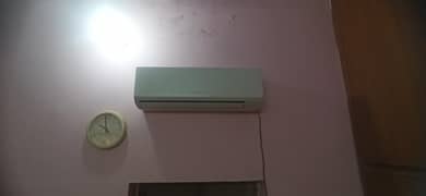 Haier Split AC - 1 Ton, very good condition