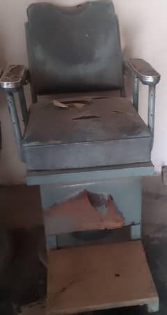 Used for saloon just need pushing