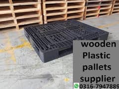 plastic pallet wooden pallet