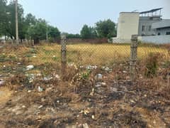 1 Kanal Plote on entry of Society.
