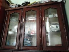 dressing tabl and pentry