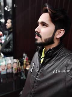 مجھے