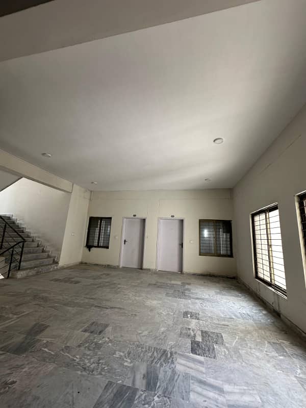PHA 2 Bed E Type Corner Appartment sunface with open view on 5th floor available for sale 11
