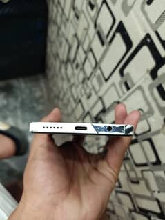 Tecno comon 20