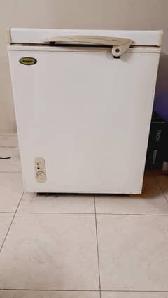 waves deep freezer