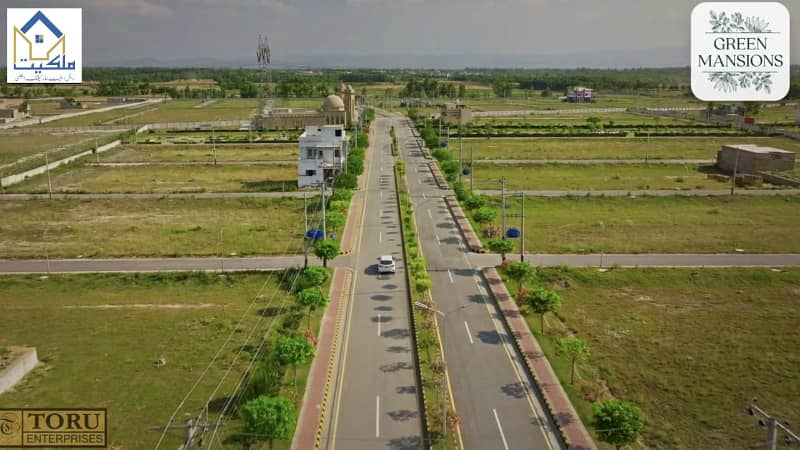 10 Marla Plot Available On Beautifull Location 13