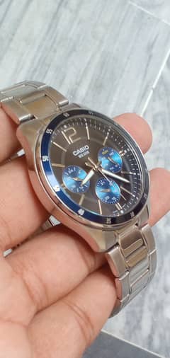 Casio original watch. 03009447565