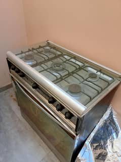 Skyline stove 5 burner inside bbq and grill option available