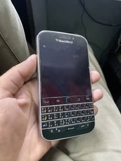 Blackberry classic Q20 2GB 16GB PTA APPROVED
