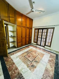 25*50 HOUSE FOR RENT G 11/2