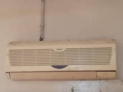 Singer Non-inverter AC, Excellent Cooling.