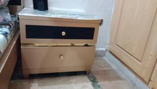 bed set with dressing ,mattress and 2 side tables