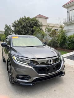 Honda Vezel Rs 2019 genuine condition