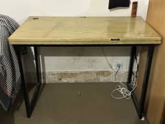 Computer Table for Sale