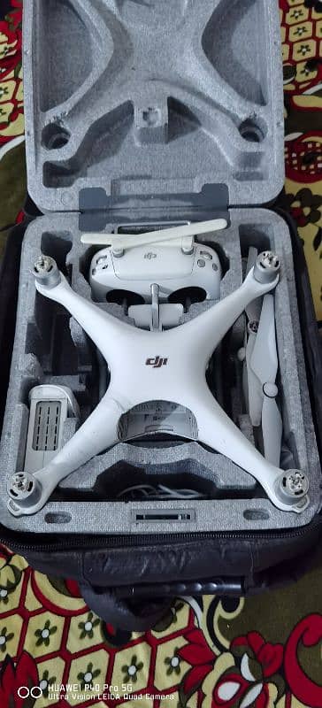 Dji phantom 4 pro 4k camera 0