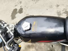 Honda 125 Black Colour