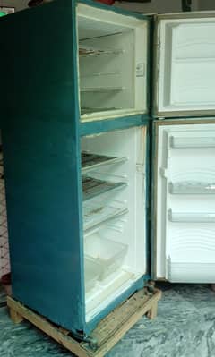 Dawlance Refrigerator Double Door Good Condition