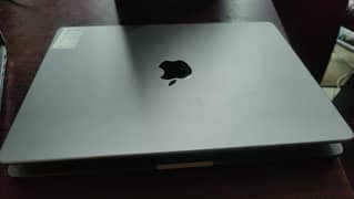 Macbook Pro M1 Pro | 14-inch | Ram 16Gb | Storage 512G