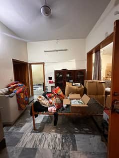 Portion for rent chaklala scheme 3 ayub colony 2bed tv loung dariwng room kitchen 3bath Pani bijli gass sab available 24 hours available
