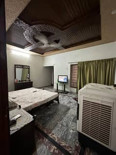 Portion for rent chaklala scheme 3 khybany Tanveer 3bed tv loung dariwng room kitchen 4bath on vip location bijli gass available