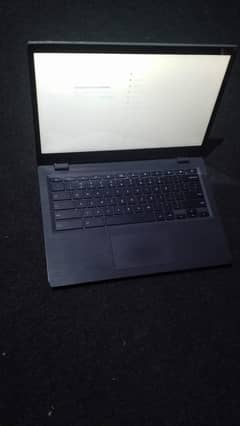 Chromebook 14e model4GB ram 32GB sad 2029 update 14 inch
