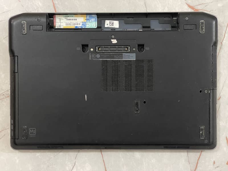 Dell latitude E6330 Core i5 3rd Generation 1