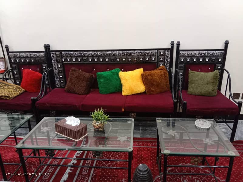 sofa set and bed without form for sale urgent with table 0