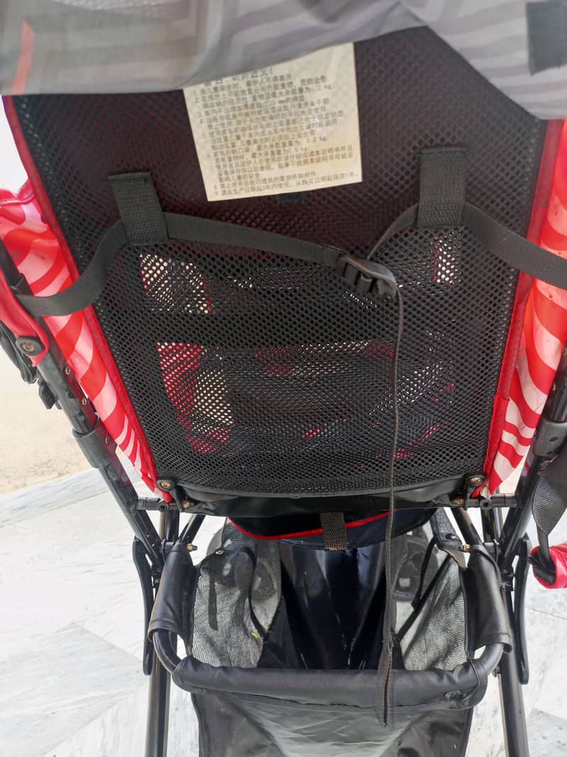 imported pram slightly use good condition 3