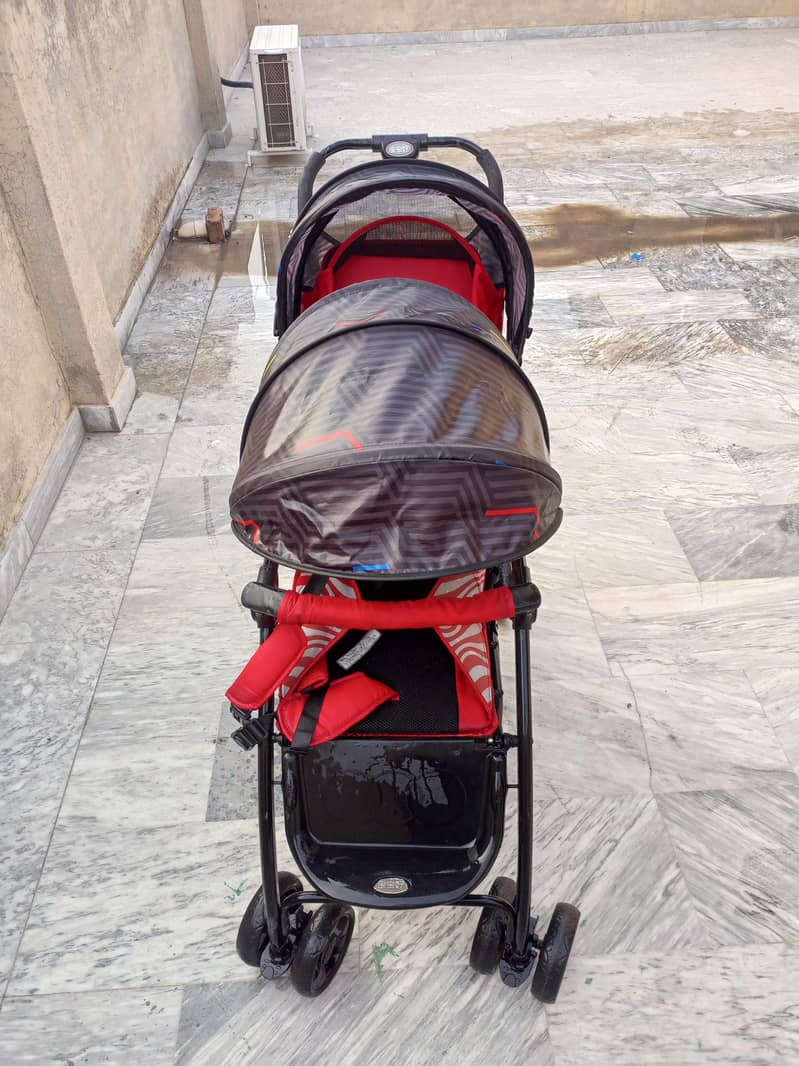 imported pram slightly use good condition 8