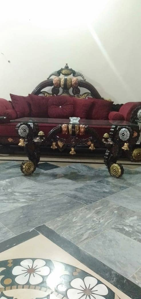 sofa set / 5-seater sofa set / 3- center table / glass top tables 1