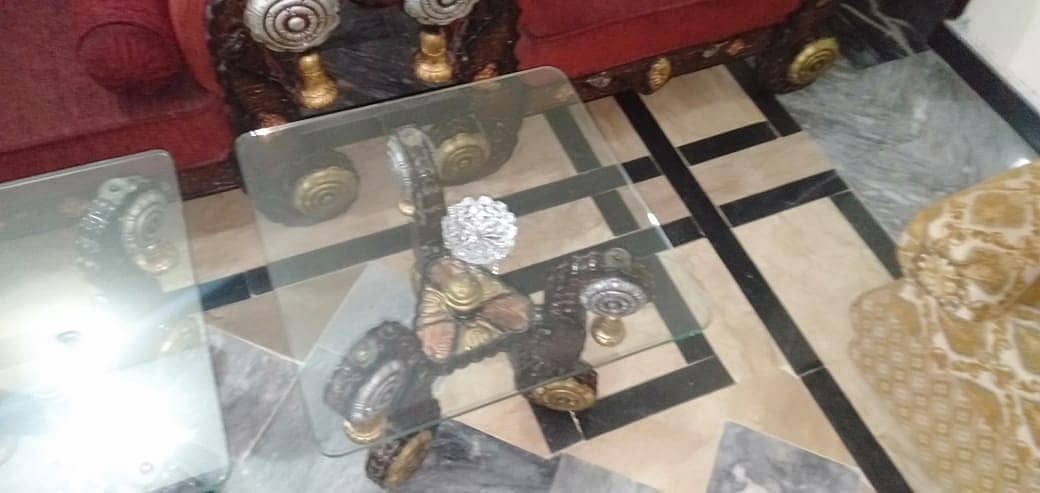 sofa set / 5-seater sofa set / 3- center table / glass top tables 4